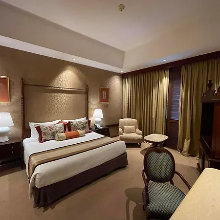 The Manila Hotel-3